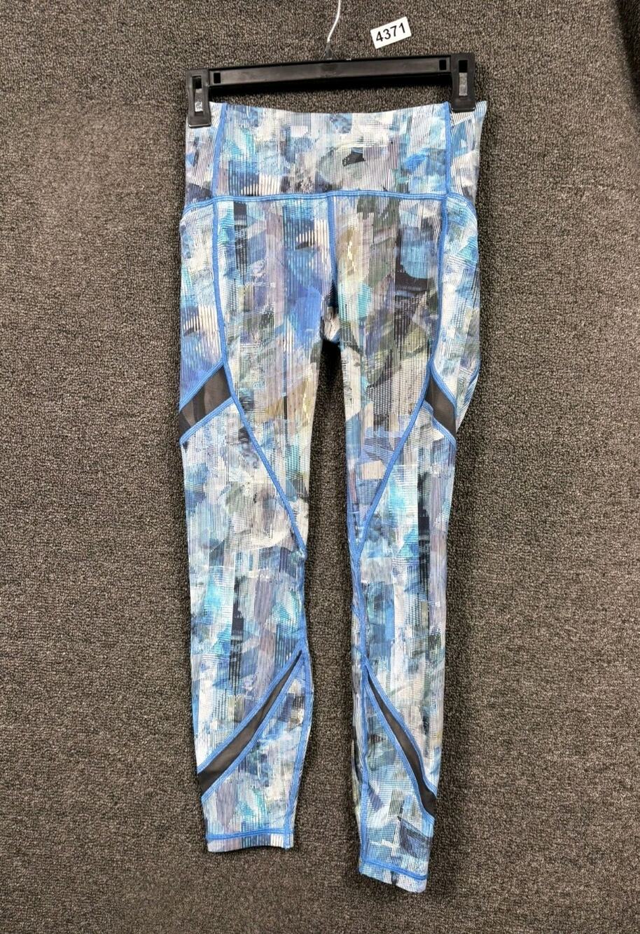 Lululemon On Pace 7/8 Tight Sun Dazed Multi Blue Womens Size 4 LW5BE2S
